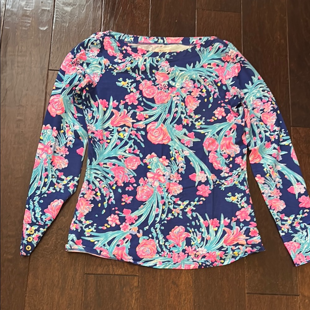 Lilly Pulitzer Blue and Pink Fitted knit top NEW size M